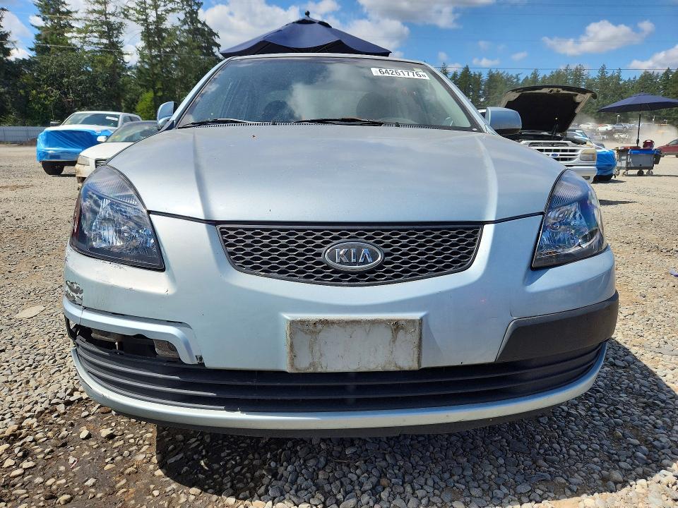 2006 Kia Rio მანქანა იყიდება აუქციონზე, vin: KNADE123X66161569, აუქციონის ნომერი: 64261776
