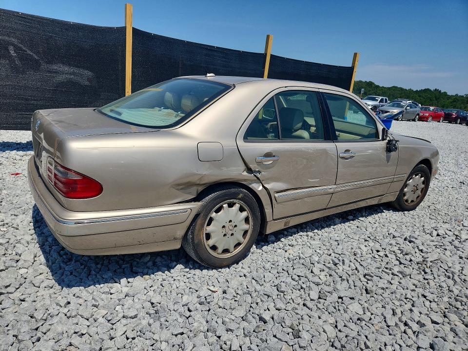 65911746 :رقم المزاد ، WDBJF65J81B244409 vin ، 2001 Mercedes-benz E مزاد بيع