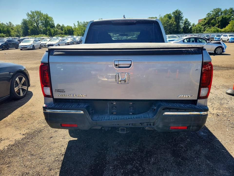 Продажа на аукционе авто 2018 Honda Ridgeline, vin: 5FPYK3F1XJB006686, номер лота: 64794656