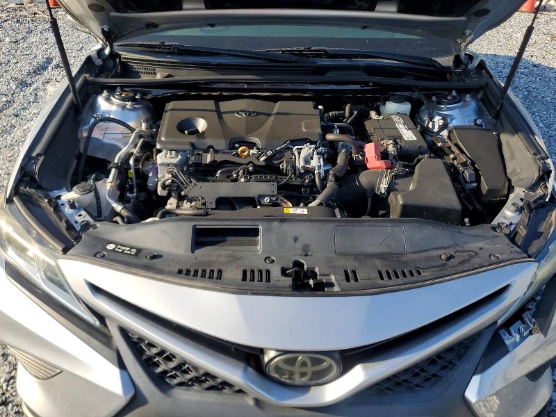 Auction sale of the 2018 Toyota Camry, vin: 4T1B11HK9JU154181, lot number: 61899556