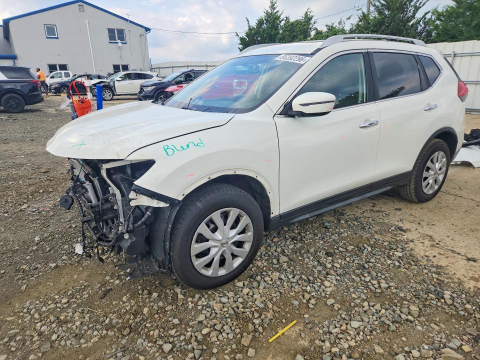 Auction sale of the 2017 Nissan Rogue, vin: JN8AT2MV3HW013545, lot number: 66392296