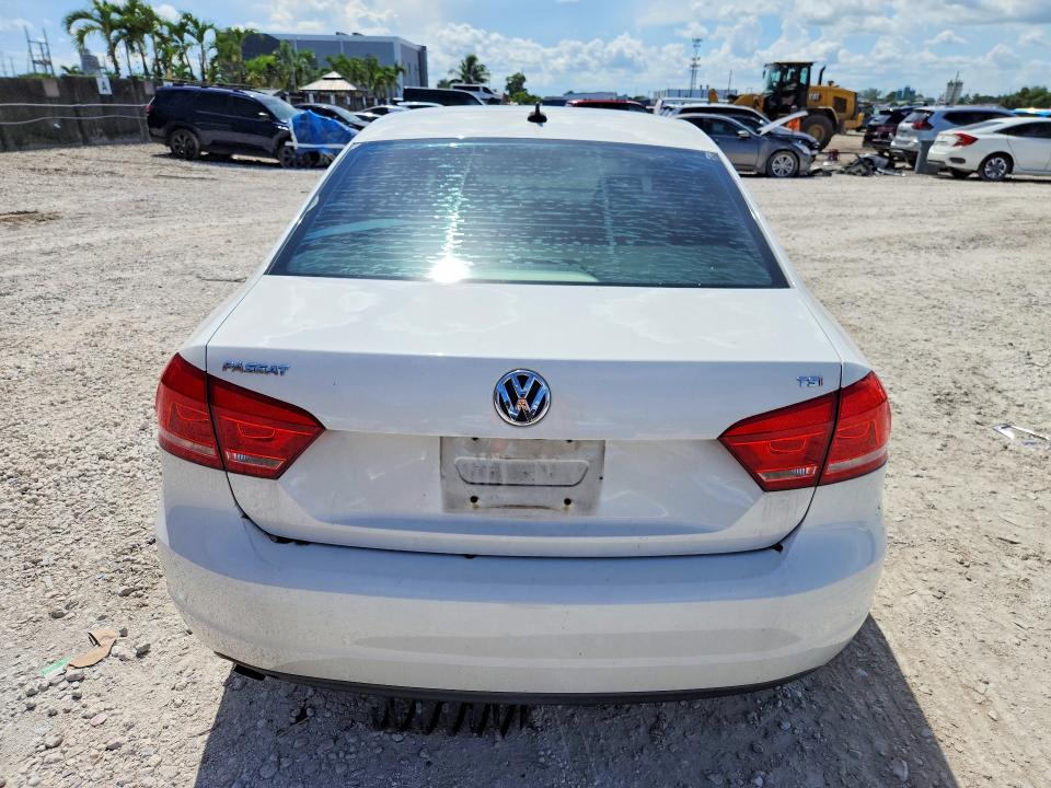 66448566 :رقم المزاد ، 1VWAS7A32FC111430 vin ، 2015 Volkswagen Passat مزاد بيع