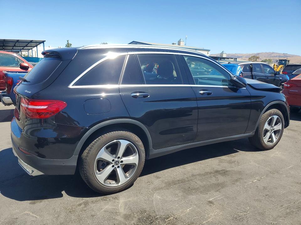 63911186 :رقم المزاد ، WDC0G4KB3KF615086 vin ، 2019 Mercedes-benz Glc مزاد بيع
