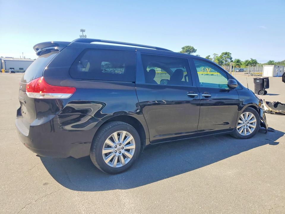 63668926 :رقم المزاد ، 5TDDK3DC1ES091866 vin ، 2014 Toyota Sienna مزاد بيع