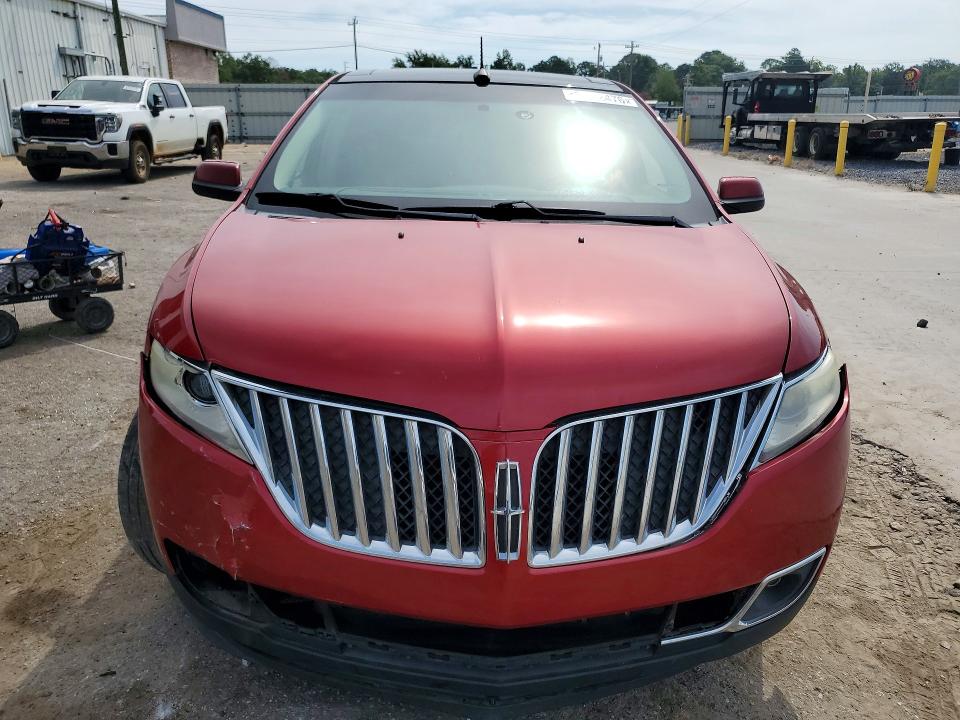 65942476 :رقم المزاد ، 2LMDJ6JKXBBJ10010 vin ، 2011 Lincoln Mkx مزاد بيع