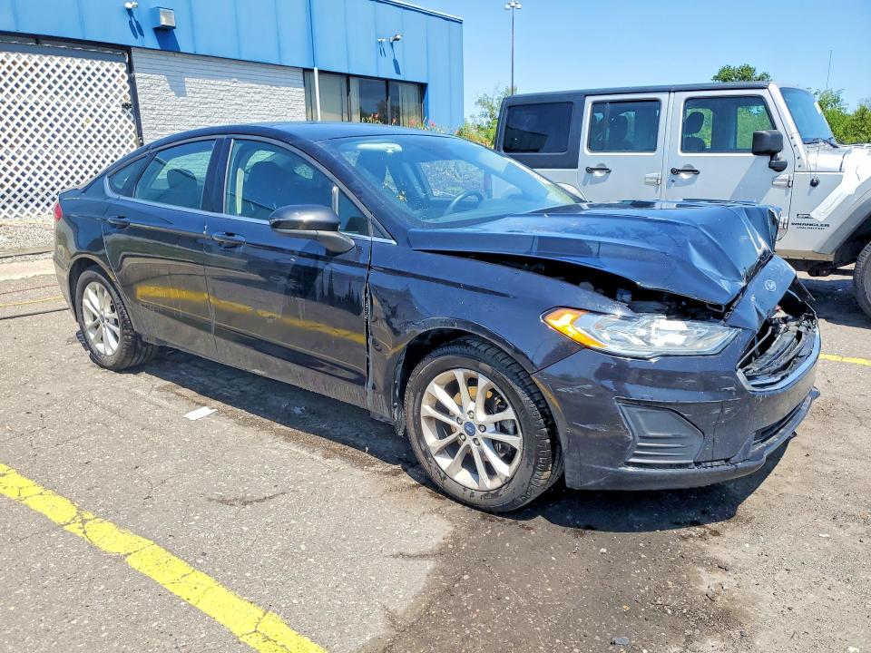 Продажа на аукционе авто 2020 Ford Fusion, vin: 3FA6P0HD7LR109627, номер лота: 62961726