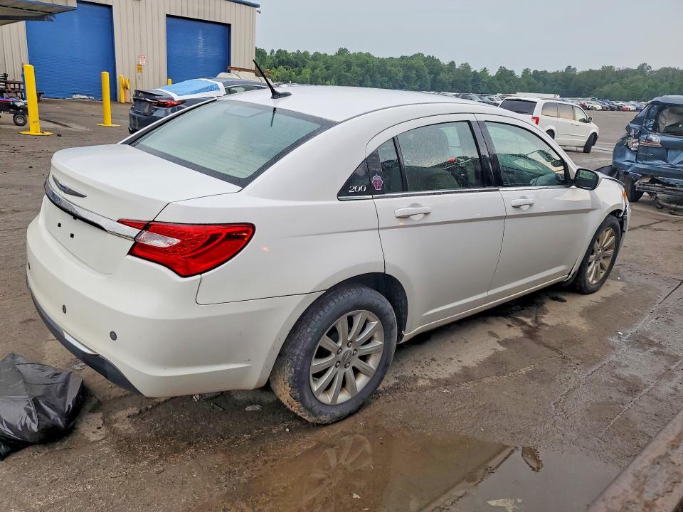 Aukcja sprzedaży 2013 Chrysler 200, vin: 1C3CCBBBXDN500694, numer aukcji: 64498666