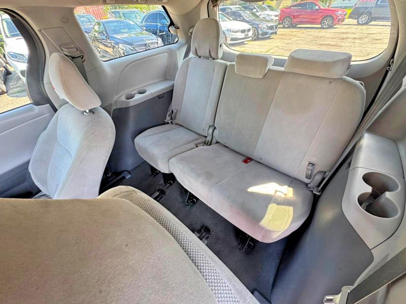 65152096 :رقم المزاد ، 5TDZZ3DCXLS083327 vin ، 2020 Toyota Sienna مزاد بيع