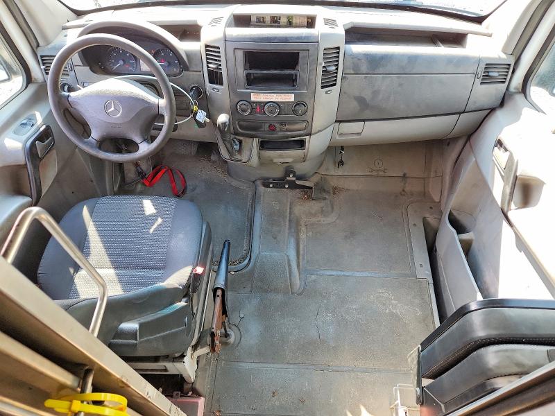 64417736 :رقم المزاد ، WD3PE8CB4B5572636 vin ، 2011 Mercedes-benz Sprinter مزاد بيع