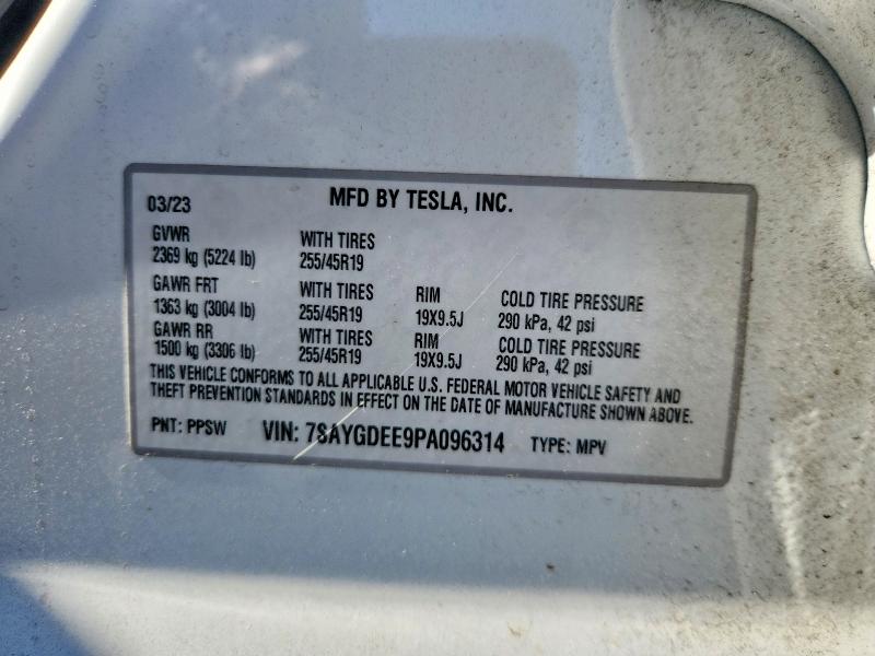 63800606 :رقم المزاد ، 7SAYGDEE9PA096314 vin ، 2023 Tesla Model Y مزاد بيع