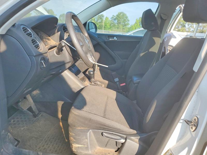2011 Volkswagen Tiguan მანქანა იყიდება აუქციონზე, vin: WVGAV7AX0BW526845, აუქციონის ნომერი: 66594446