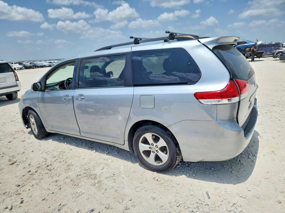 Продажа на аукционе авто 2014 Toyota Sienna, vin: 5TDKK3DCXES508313, номер лота: 63583536