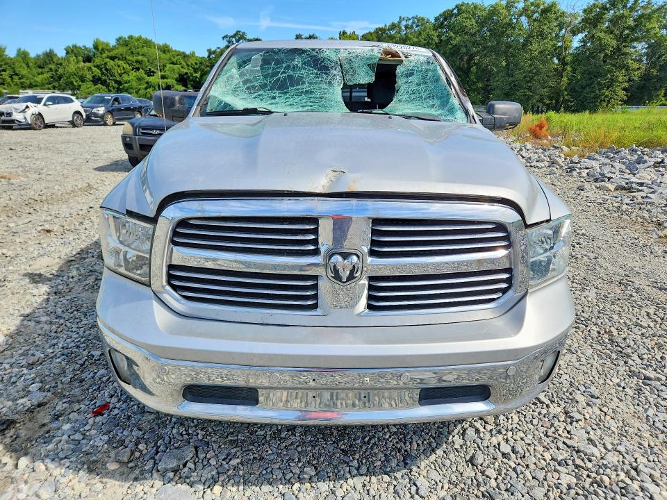63220276 :رقم المزاد ، 1C6RR7GT4JS311918 vin ، 2018 Ram 1500 مزاد بيع