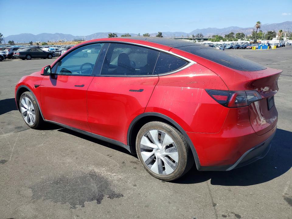 65459526 :رقم المزاد ، 7SAYGDEE6PA053632 vin ، 2023 Tesla Model Y مزاد بيع