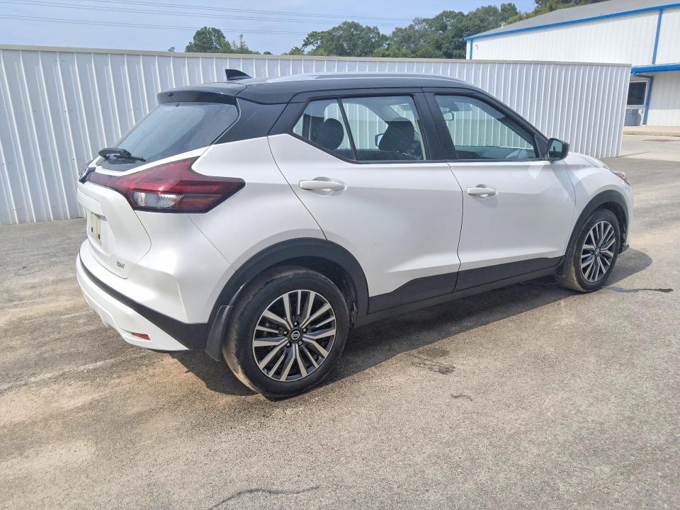 61388996 :رقم المزاد ، 3N1CP5CV6ML512676 vin ، 2021 Nissan Kicks مزاد بيع