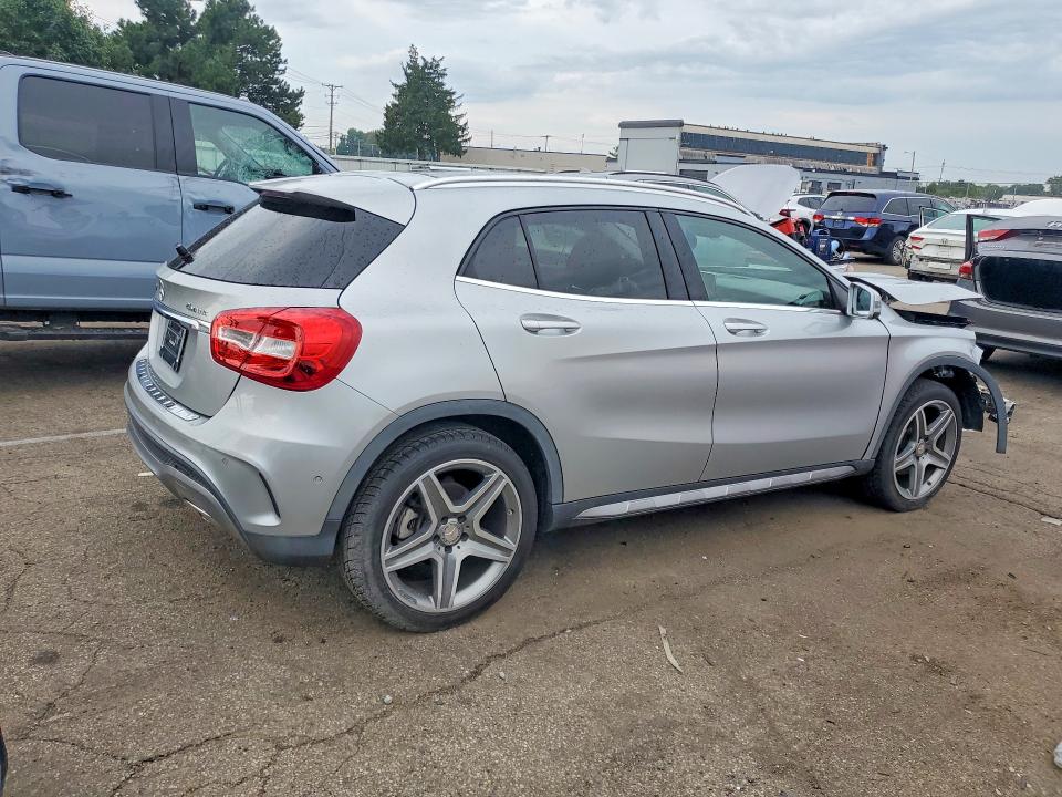 66253276 :رقم المزاد ، WDCTG4GB8FJ082788 vin ، 2015 Mercedes-benz Gla مزاد بيع