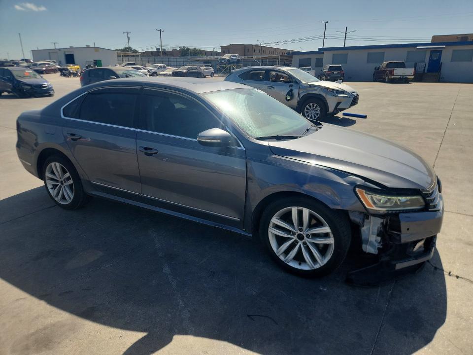 2017 Volkswagen Passat მანქანა იყიდება აუქციონზე, vin: 1VWGT7A35HC055879, აუქციონის ნომერი: 65288916