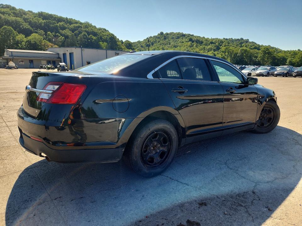 62985476 :رقم المزاد ، 1FAHP2MT5FG186946 vin ، 2015 Ford Taurus مزاد بيع