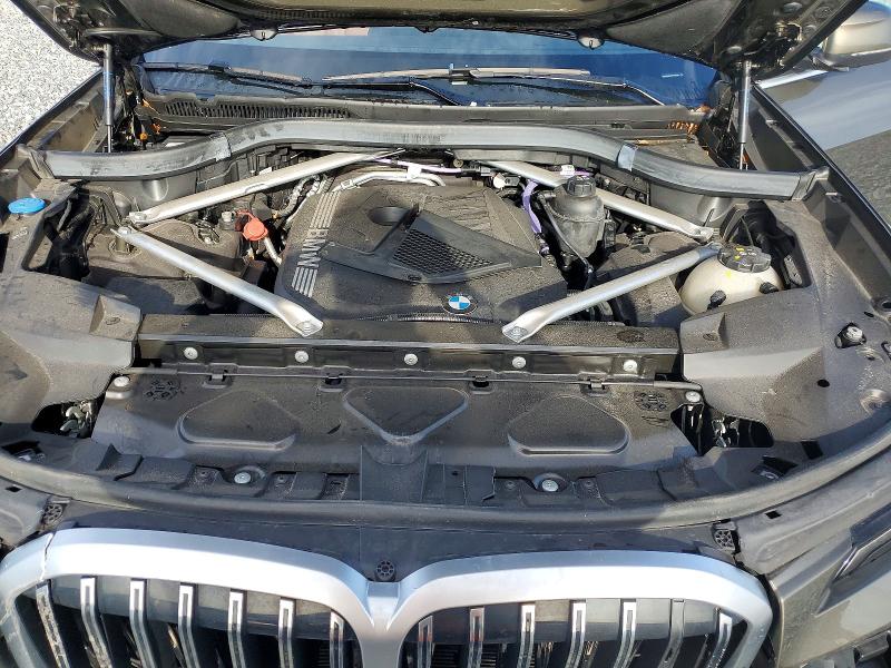 63622476 :رقم المزاد ، 5UX23EM04S9Y79510 vin ، 2025 Bmw X7 مزاد بيع