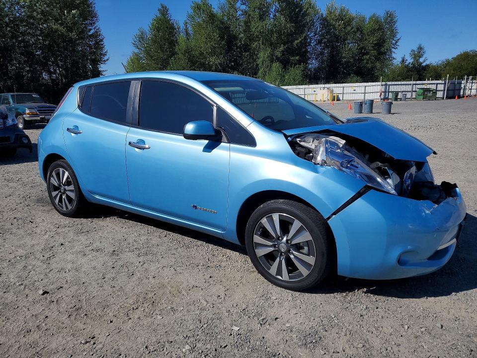 64703506 :رقم المزاد ، 1N4AZ0CP1FC313669 vin ، 2015 Nissan Leaf مزاد بيع