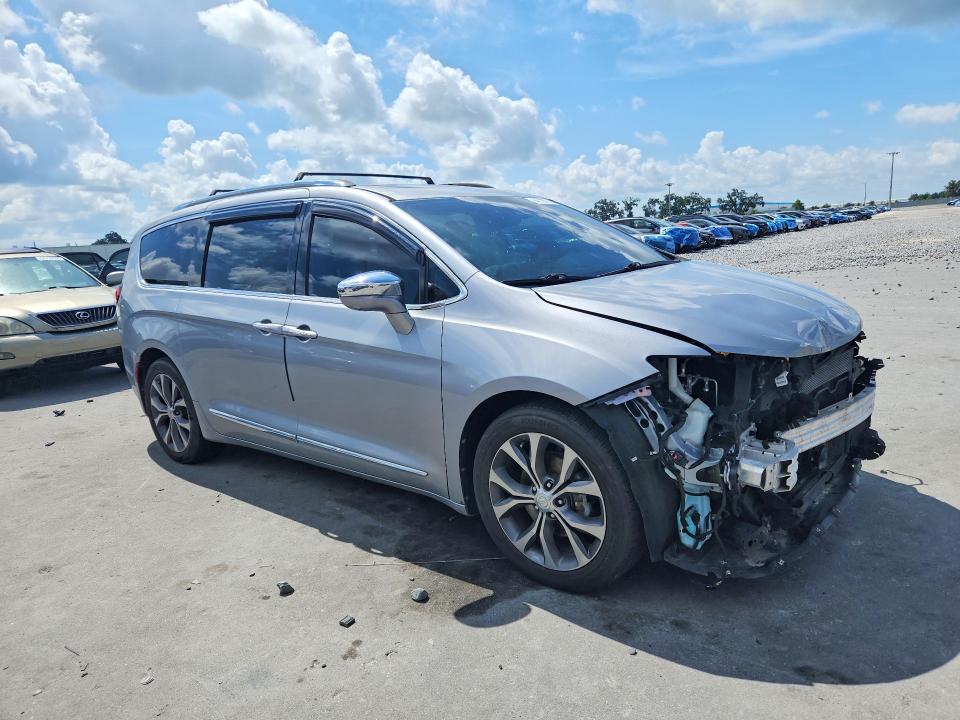 Продажа на аукционе авто 2017 Chrysler Pacifica, vin: 2C4RC1GGXHR505083, номер лота: 64770576