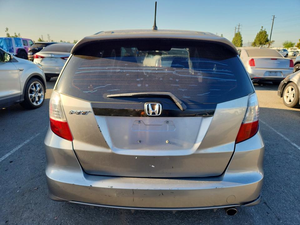 66206936 :رقم المزاد ، JHMGE8H46AC016000 vin ، 2010 Honda Fit مزاد بيع