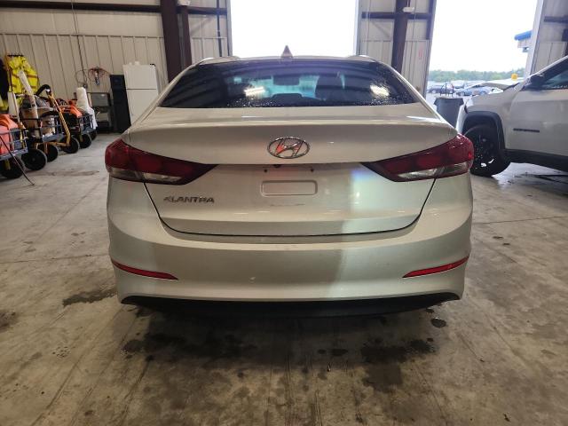 63026496 :رقم المزاد ، 5NPD84LF9JH227578 vin ، 2018 Hyundai Elantra مزاد بيع