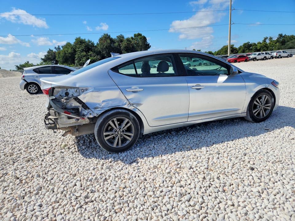 Продажа на аукционе авто 2018 Hyundai Elantra, vin: 5NPD84LF7JH339358, номер лота: 64919936