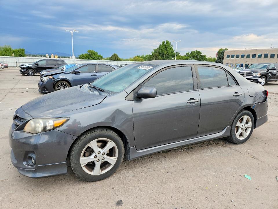 64585626 :رقم المزاد ، 2T1BU4EEXDC061425 vin ، 2013 Toyota Corolla مزاد بيع