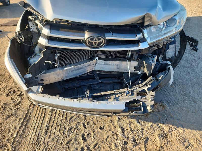 65567886 :رقم المزاد ، 5TDZZRFH1KS369898 vin ، 2019 Toyota Highlander مزاد بيع