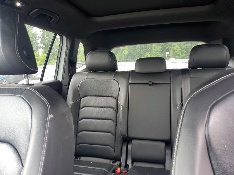 63743926 :رقم المزاد ، 3VV4B7AX5MM097216 vin ، 2021 Volkswagen Tiguan مزاد بيع