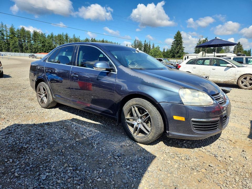 Продажа на аукционе авто 2005 Volkswagen New Jetta, vin: 3VWRG71KX5M645767, номер лота: 64125626