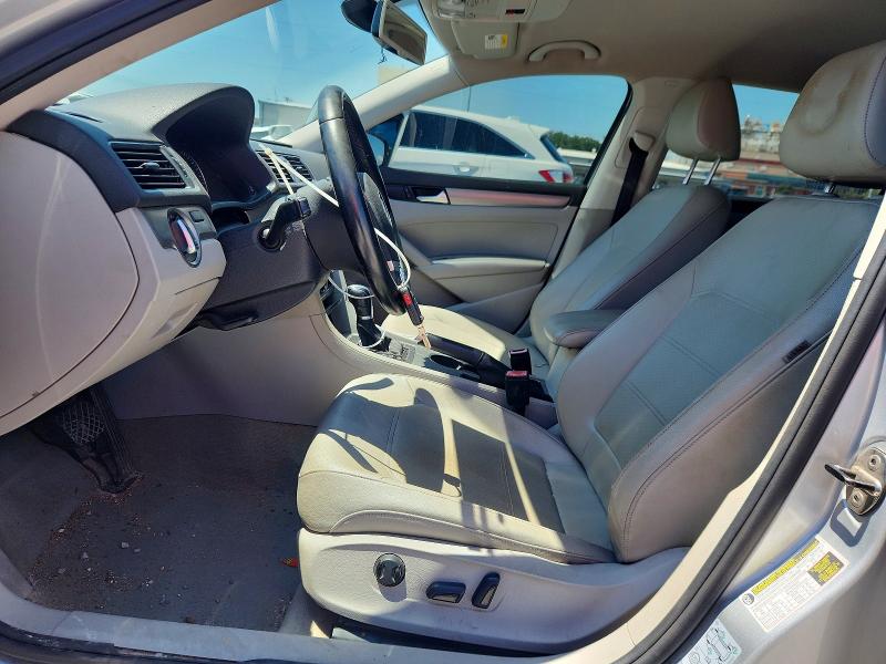 2014 Volkswagen Passat მანქანა იყიდება აუქციონზე, vin: 1VWBT7A38EC075047, აუქციონის ნომერი: 63457506