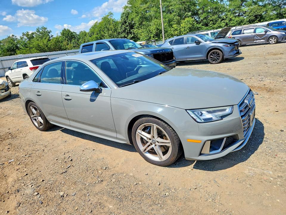 Продаж на аукціоні авто 2019 Audi S4, vin: WAUB4AF44KA026043, номер лоту: 64737696