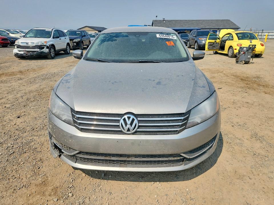 64640016 :رقم المزاد ، 1VWAH7A32CC080237 vin ، 2012 Volkswagen Passat مزاد بيع