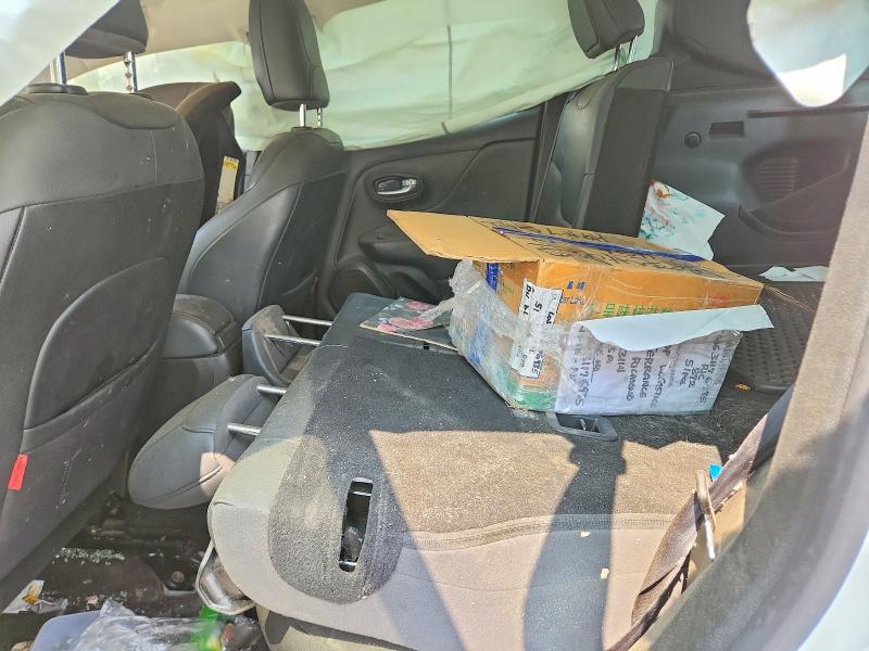 64592916 :رقم المزاد ، ZACNJDC1XNPN69967 vin ، 2022 Jeep Renegade مزاد بيع