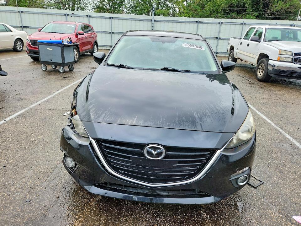 65097046 :رقم المزاد ، JM1BM1V35F1251086 vin ، 2015 Mazda 3 مزاد بيع