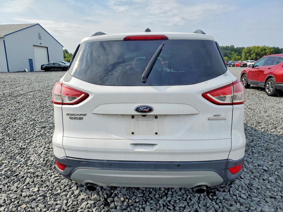 Продажа на аукционе авто 2016 Ford Escape, vin: 1FMCU0GX5GUC87371, номер лота: 64048216