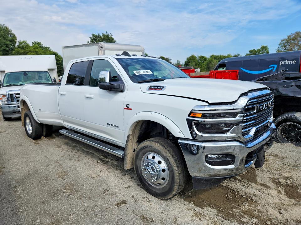 67693306 :رقم المزاد ، 3C63RRJL3SG520151 vin ، 2025 Ram 3500 مزاد بيع