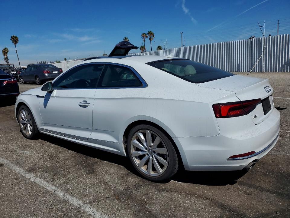 65128446 :رقم المزاد ، WAUNNAF55JA094918 vin ، 2018 Audi A5 مزاد بيع