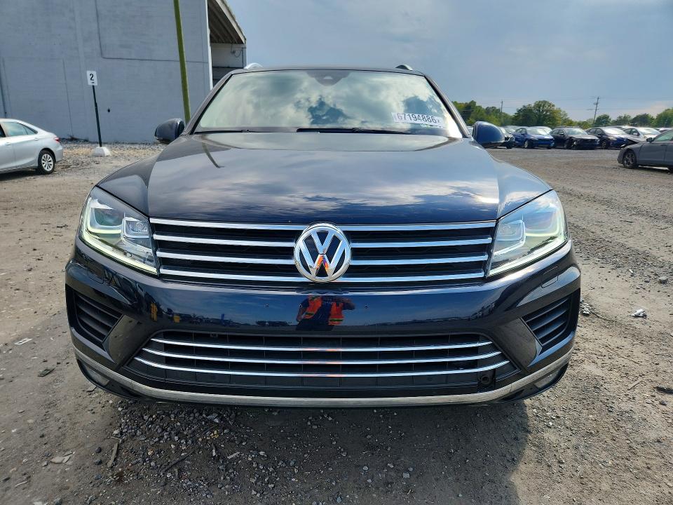 2015 Volkswagen Touareg მანქანა იყიდება აუქციონზე, vin: WVGEF9BPXFD006811, აუქციონის ნომერი: 67194886