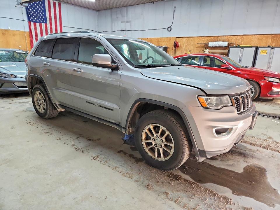 Продаж на аукціоні авто 2018 Jeep Grand Cherokee, vin: 1C4RJFAGXJC280626, номер лоту: 64845696
