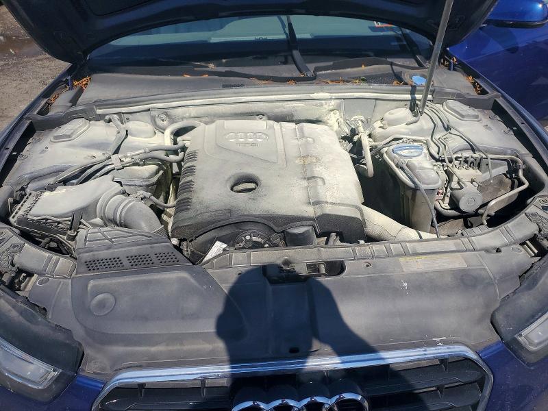 63581876 :رقم المزاد ، WAUMFAFH6FN008180 vin ، 2015 Audi A5 مزاد بيع
