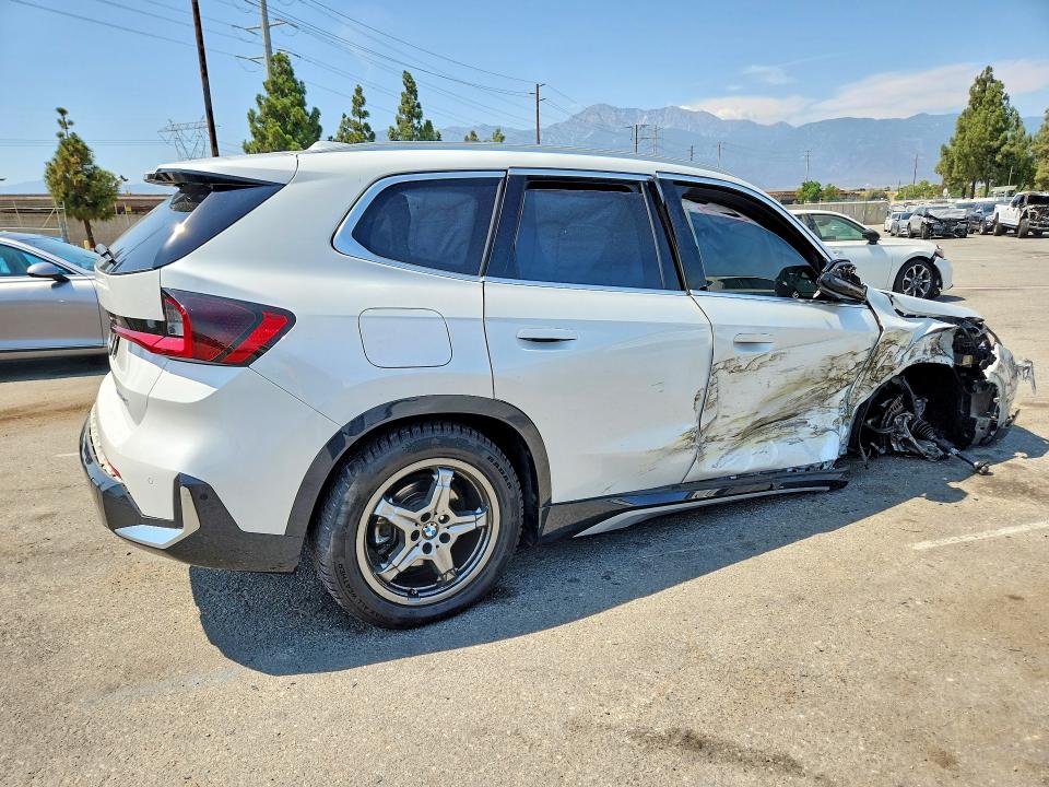 64627046 :رقم المزاد ، WBX73EF09P5V72291 vin ، 2023 Bmw X1 مزاد بيع