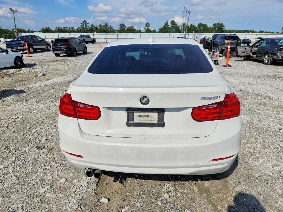 Продаж на аукціоні авто 2015 Bmw 328, vin: WBA3A5C52FF607180, номер лоту: 64088306