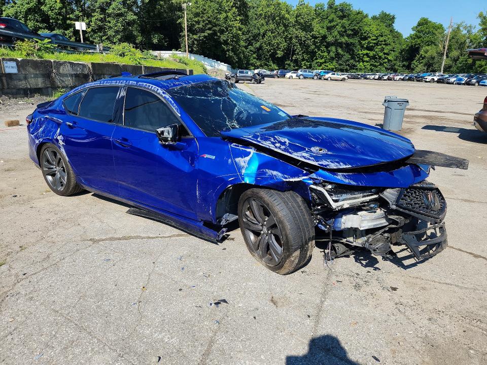63439256 :رقم المزاد ، 19UUB6F50NA002769 vin ، 2022 Acura Tlx مزاد بيع