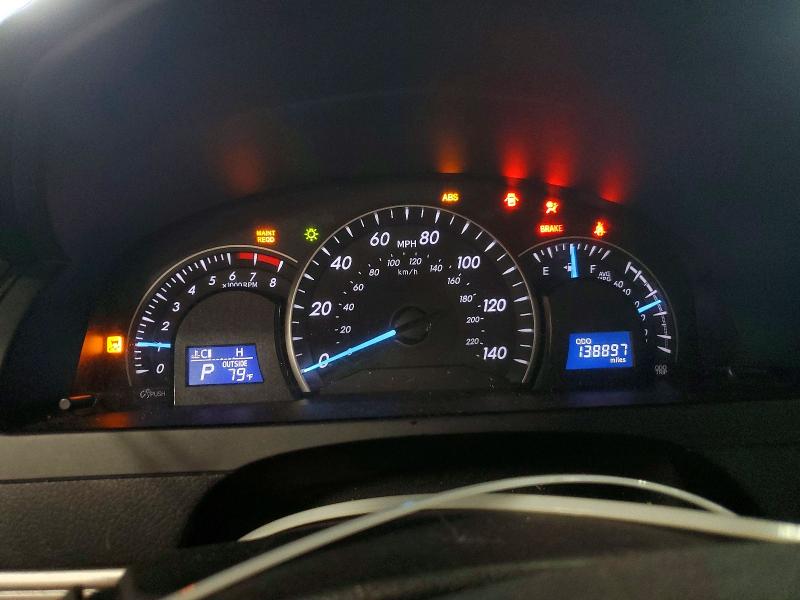 2014 Toyota Camry მანქანა იყიდება აუქციონზე, vin: 4T4BF1FKXER443585, აუქციონის ნომერი: 64689266