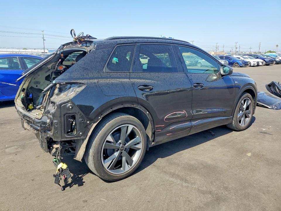 Продаж на аукціоні авто 2024 Audi Q4 E-tron, vin: WA1LUBFZ2RP054563, номер лоту: 67314566