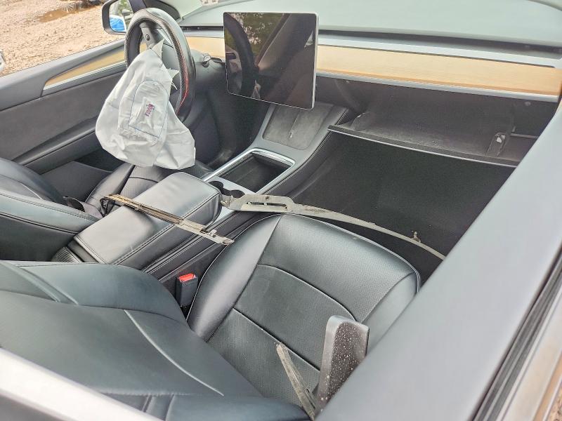 2025 Tesla Model Y მანქანა იყიდება აუქციონზე, vin: 7SAYGDEE9SA339760, აუქციონის ნომერი: 66497656