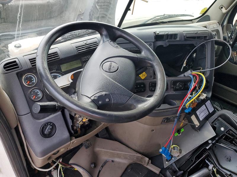 Продаж на аукціоні авто 2016 Freightliner Cascadia 125, vin: 1FUBGLDVXGLHB4181, номер лоту: 66740306